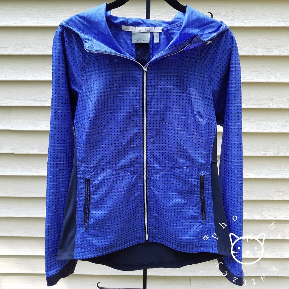 Athleta Accelerate Reflective Jacket With Hood